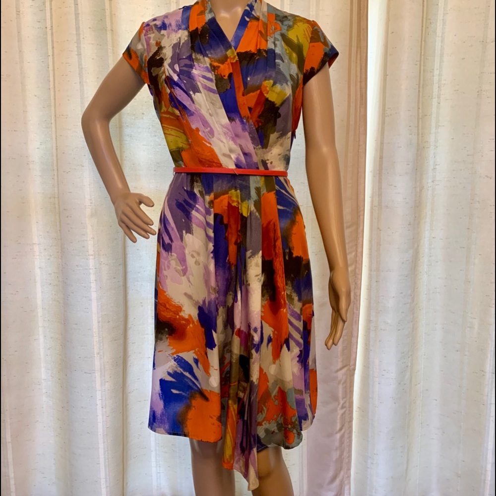 🦋 Gorgeous Colorful Dress for Work or an Event!